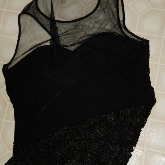 👋💤 Sleeveless netted sexy party dress.. - Picture 4 of 4